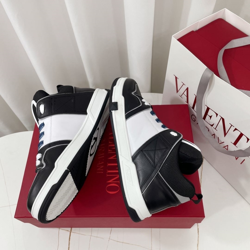 Valentino Sneakers